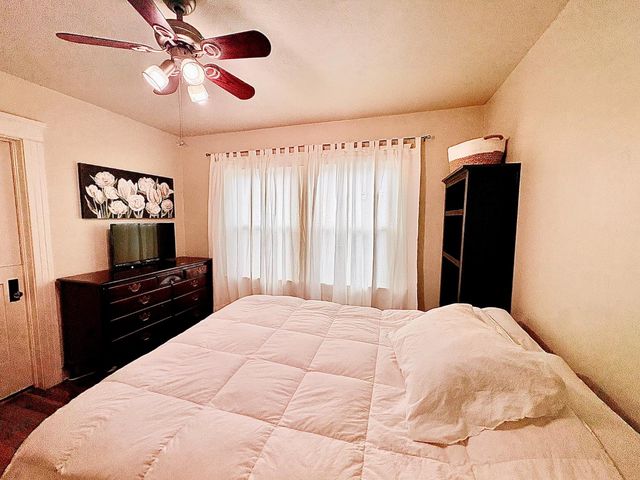 1425 N Wilson Avenue, Fresno, CA 93728