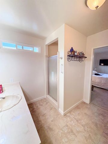 1425 N Wilson Avenue, Fresno, CA 93728