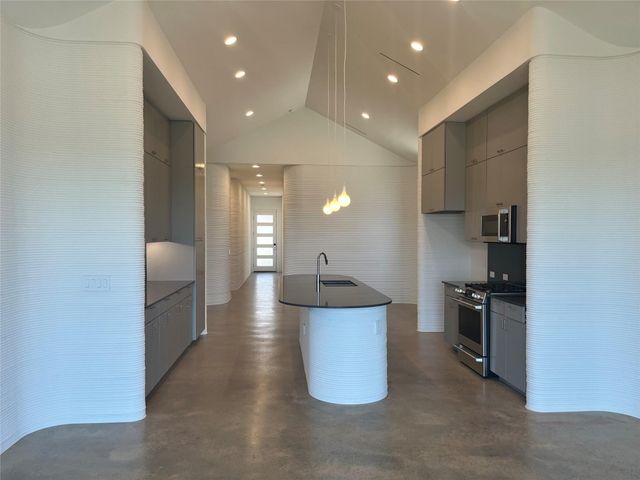 104 Rough Creek RD, Georgetown, TX 78628