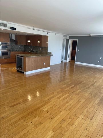 650 Ocean Dr 5A, Key Biscayne, FL 33149