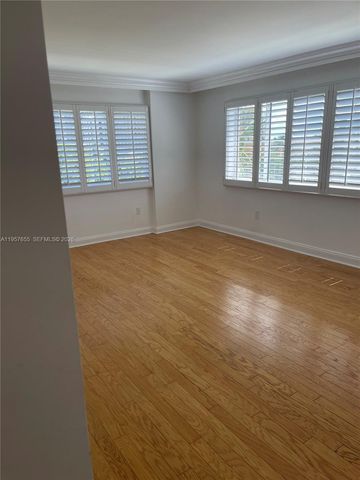 650 Ocean Dr 5A, Key Biscayne, FL 33149