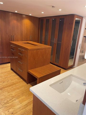 650 Ocean Dr 5A, Key Biscayne, FL 33149