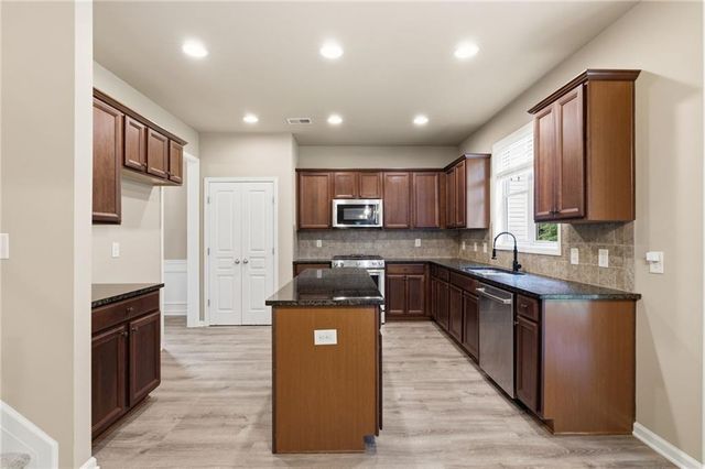6340 Forest Shore Court, Cumming, GA 30040