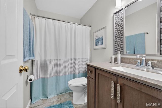 3116 Autumn Shores Drive, Maryland Heights, MO 63043