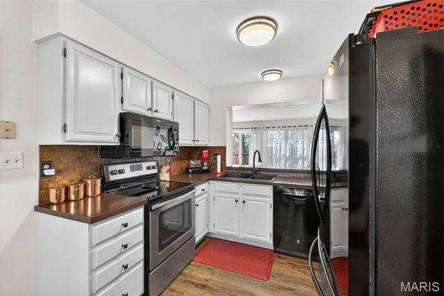 3116 Autumn Shores Drive, Maryland Heights, MO 63043