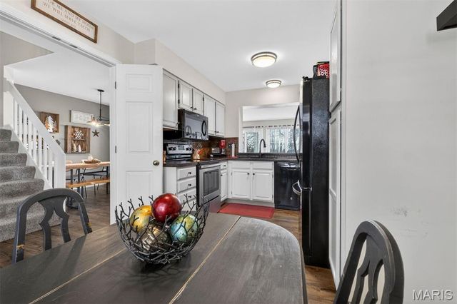 3116 Autumn Shores Drive, Maryland Heights, MO 63043