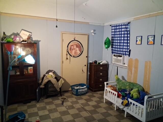 27 N Barfield Street, Manning, SC 29102