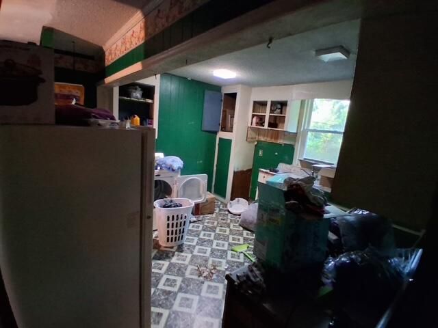 27 N Barfield Street, Manning, SC 29102