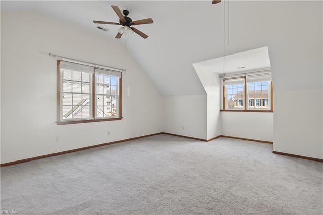 1528 Plantation Lakes CIR, Chesapeake, VA 23320