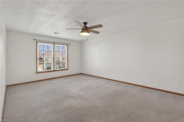 1528 Plantation Lakes CIR, Chesapeake, VA 23320