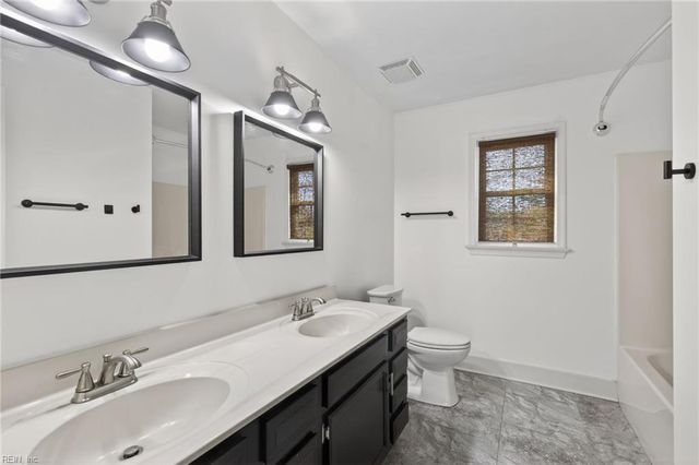 1528 Plantation Lakes CIR, Chesapeake, VA 23320