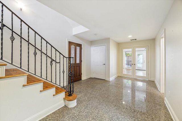 1231 W Pierce Street, Houston, TX 77019