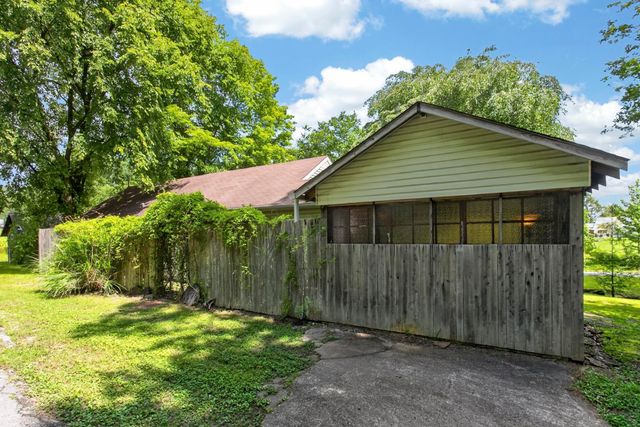 19898 SR 56, Beersheba Springs, TN 37305