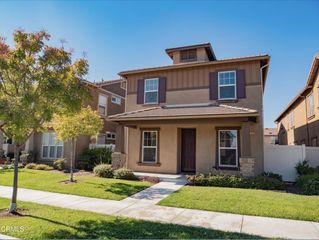 520 Nile River Drive, Oxnard, CA 93036