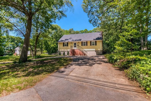 77 Leonard Street, Dedham, MA 02026