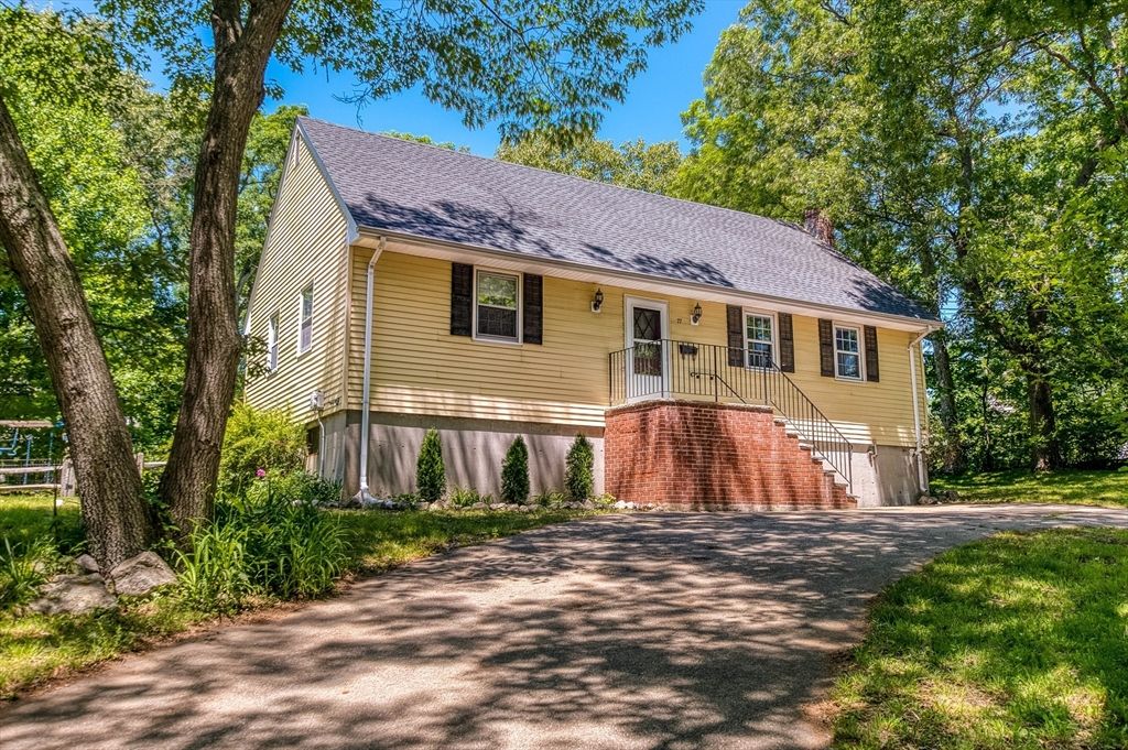 77 Leonard Street, Dedham, MA 02026