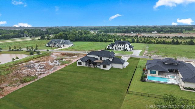 15228 S 27th East Avenue, Bixby, OK 74008