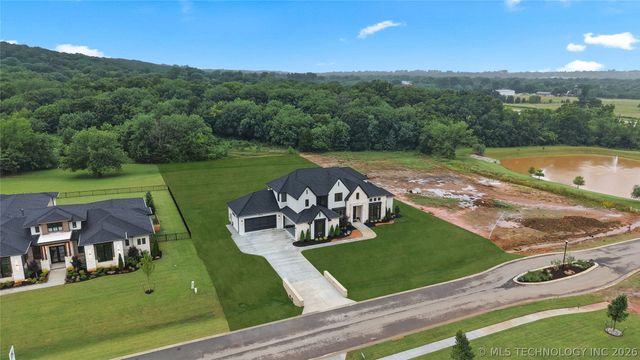 15228 S 27th East Avenue, Bixby, OK 74008