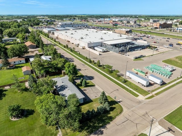 3301 1st Street SE, Minot, ND 58701