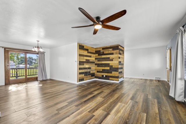 3301 1st Street SE, Minot, ND 58701