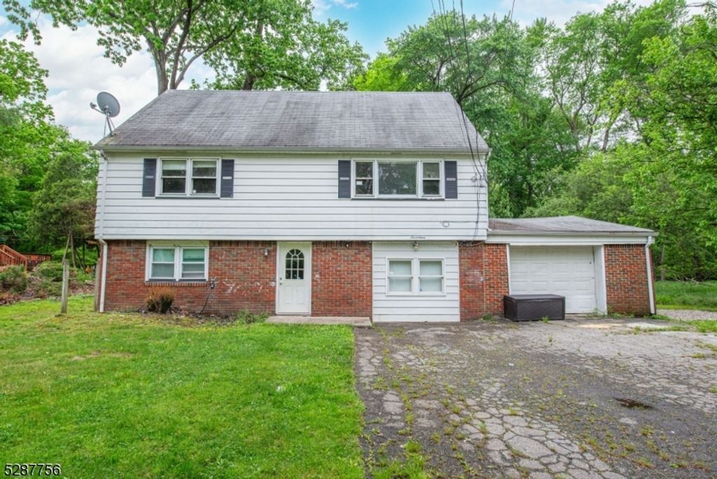 17 Oakwood Ave, Pequannock Twp., NJ 07440 — exterior