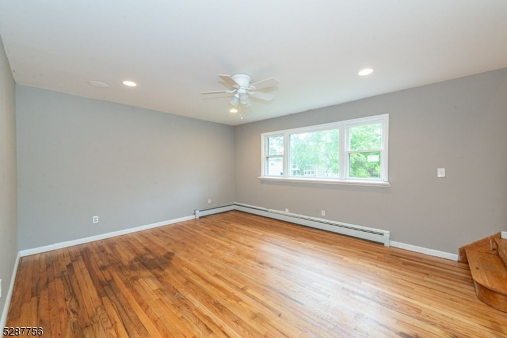 17 Oakwood Ave, Pequannock Twp., NJ 07440 — photo 2