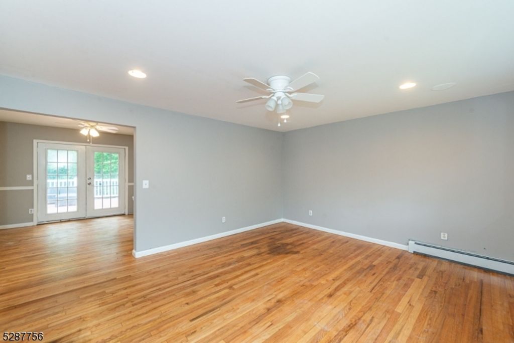 17 Oakwood Ave, Pequannock Twp., NJ 07440 — photo 4