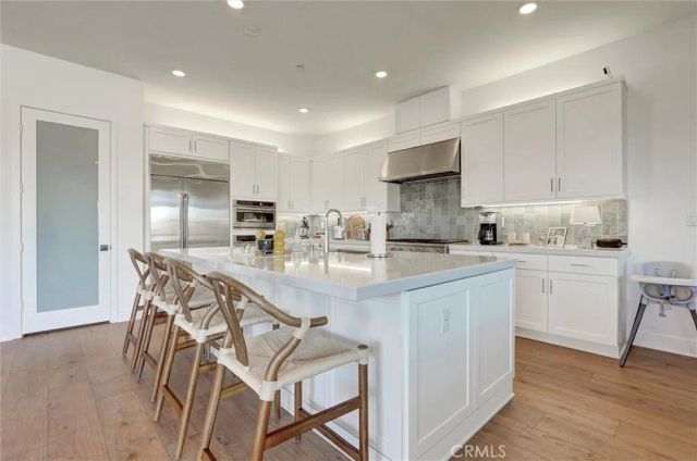 29455 Corte Halcon, Valencia, CA 91354