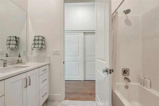 29455 Corte Halcon, Valencia, CA 91354