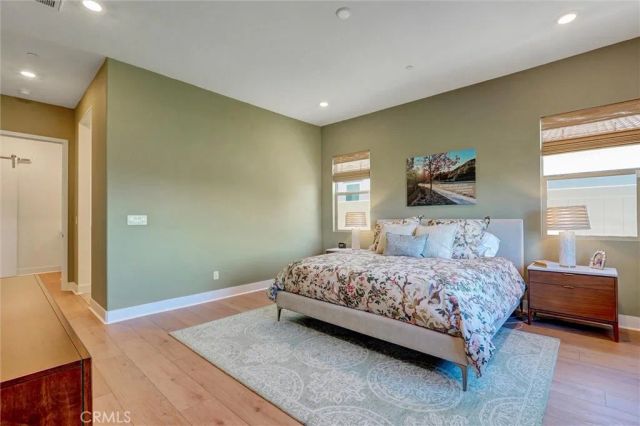 29455 Corte Halcon, Valencia, CA 91354