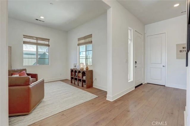 29455 Corte Halcon, Valencia, CA 91354