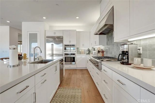 29455 Corte Halcon, Valencia, CA 91354