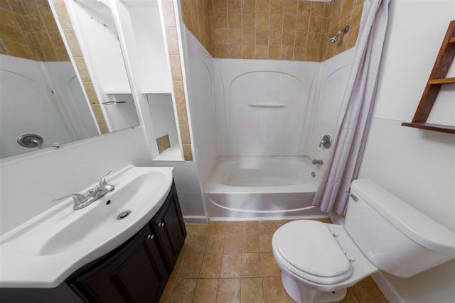 508 Monroe Street, Kalamazoo, MI 49006