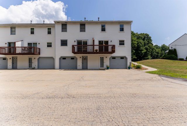 62 Lochmere Lane, Nashua, NH 03063