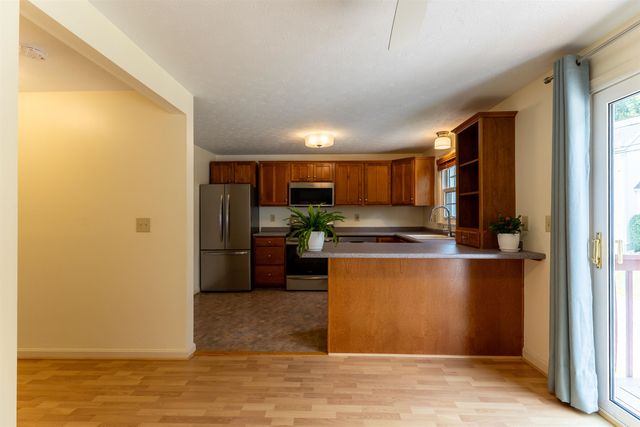 62 Lochmere Lane, Nashua, NH 03063