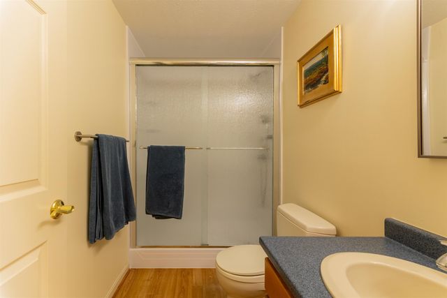 62 Lochmere Lane, Nashua, NH 03063