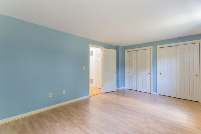 62 Lochmere Lane, Nashua, NH 03063