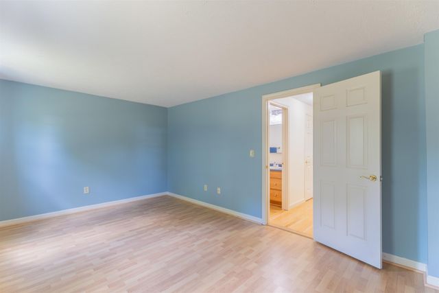 62 Lochmere Lane, Nashua, NH 03063
