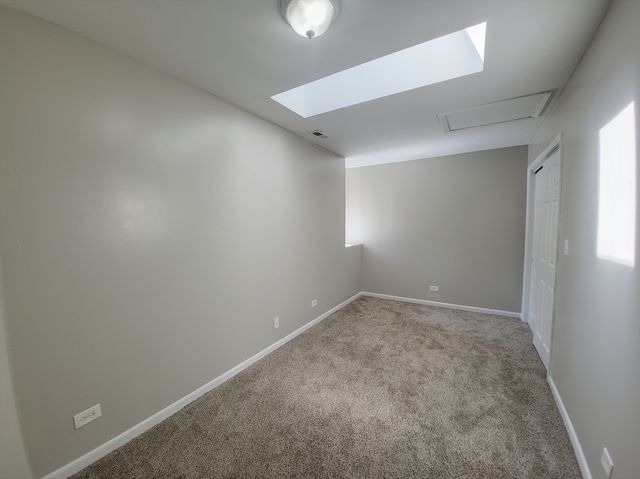121 Highmoor Drive, Round Lake Park, IL 60073