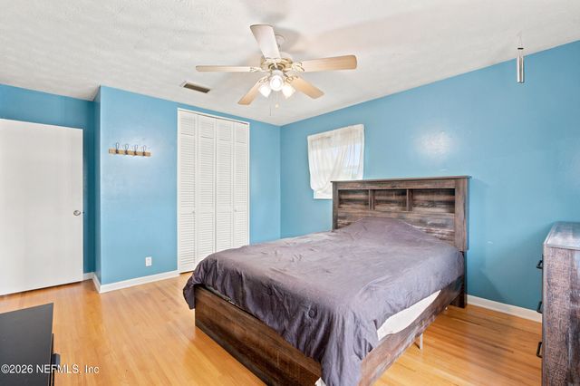 5922 TRIUMPH Lane W, Jacksonville, FL 32244