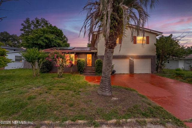 5922 TRIUMPH Lane W, Jacksonville, FL 32244