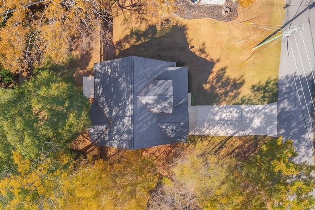 6137 Timberidge Drive, Gainesville, GA 30506