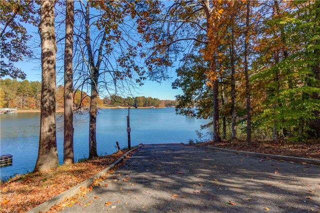 6137 Timberidge Drive, Gainesville, GA 30506