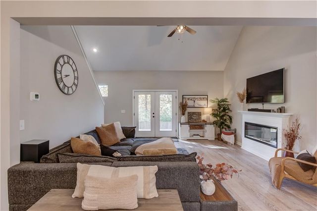 6137 Timberidge Drive, Gainesville, GA 30506