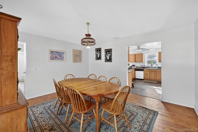 6 Jill Marie Circle, Wallkill, NY 12589