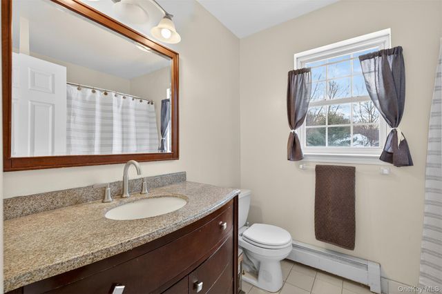 6 Jill Marie Circle, Wallkill, NY 12589