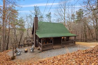 66 Garfield Drive, Ellijay, GA 30540