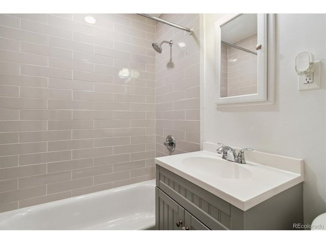 236 S Clarkson St, Denver, CO 80209