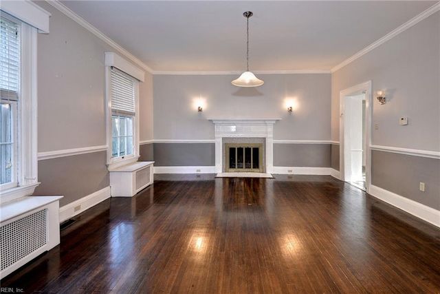 5812 Huntington AVE, Newport News, VA 23607