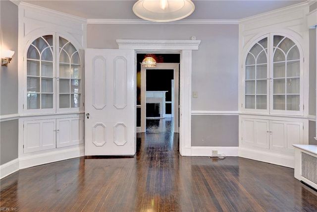 5812 Huntington AVE, Newport News, VA 23607